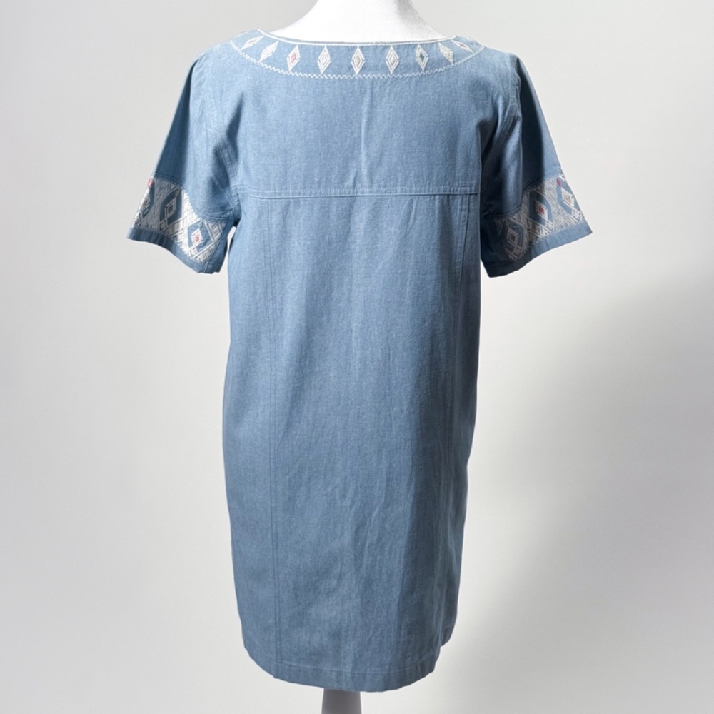 EUC Brass & Roe Chambray Embroidered Aztec Mini Dress β Size S β Retail $60 π΅β¨ - Picture 4 of 11